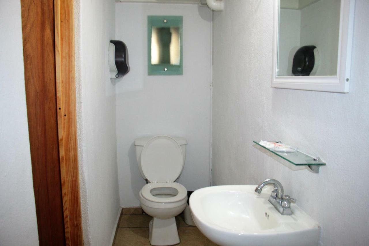 Hotel Lit Γκουανταλαχάρα Εξωτερικό φωτογραφία